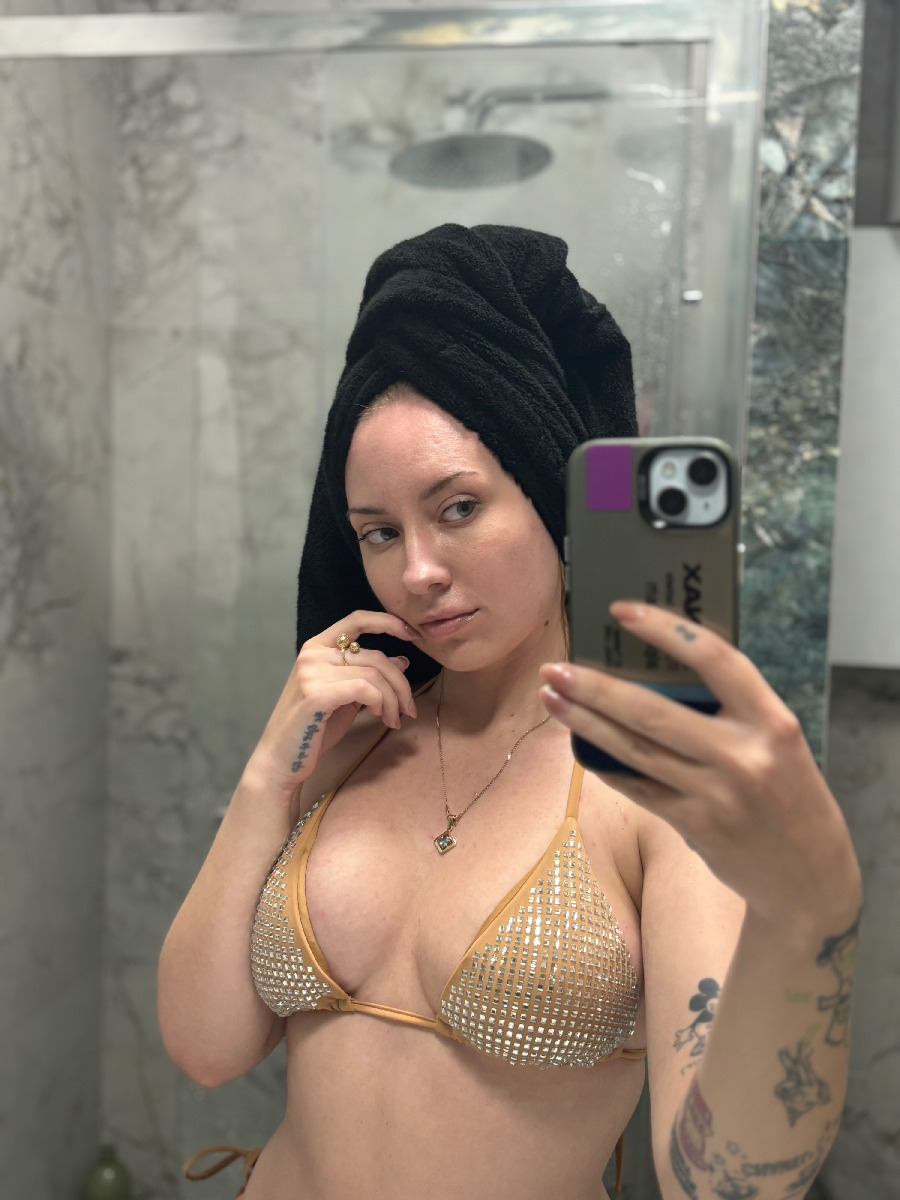 Nude girl KateV in Ankara